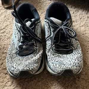 Brooks GTS Adrenaline